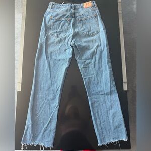 Vintage-Inspired Straight Leg Jeans with Raw Hem